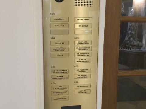 Schildanlagen & Pylone – Arbeitsbeispiel 1 von GFT Witt, München