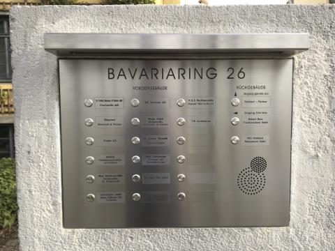 Schildanlagen & Pylone – Arbeitsbeispiel 2 von GFT Witt, München