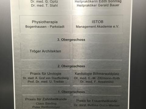 Schildanlagen & Pylone – Arbeitsbeispiel 5 von GFT Witt, München